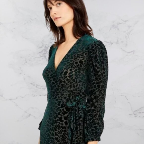Calvin Klein Green Burnout Velvet Animal-Print Stretch Wrap Midi Dress Size 16 - Picture 4 of 12